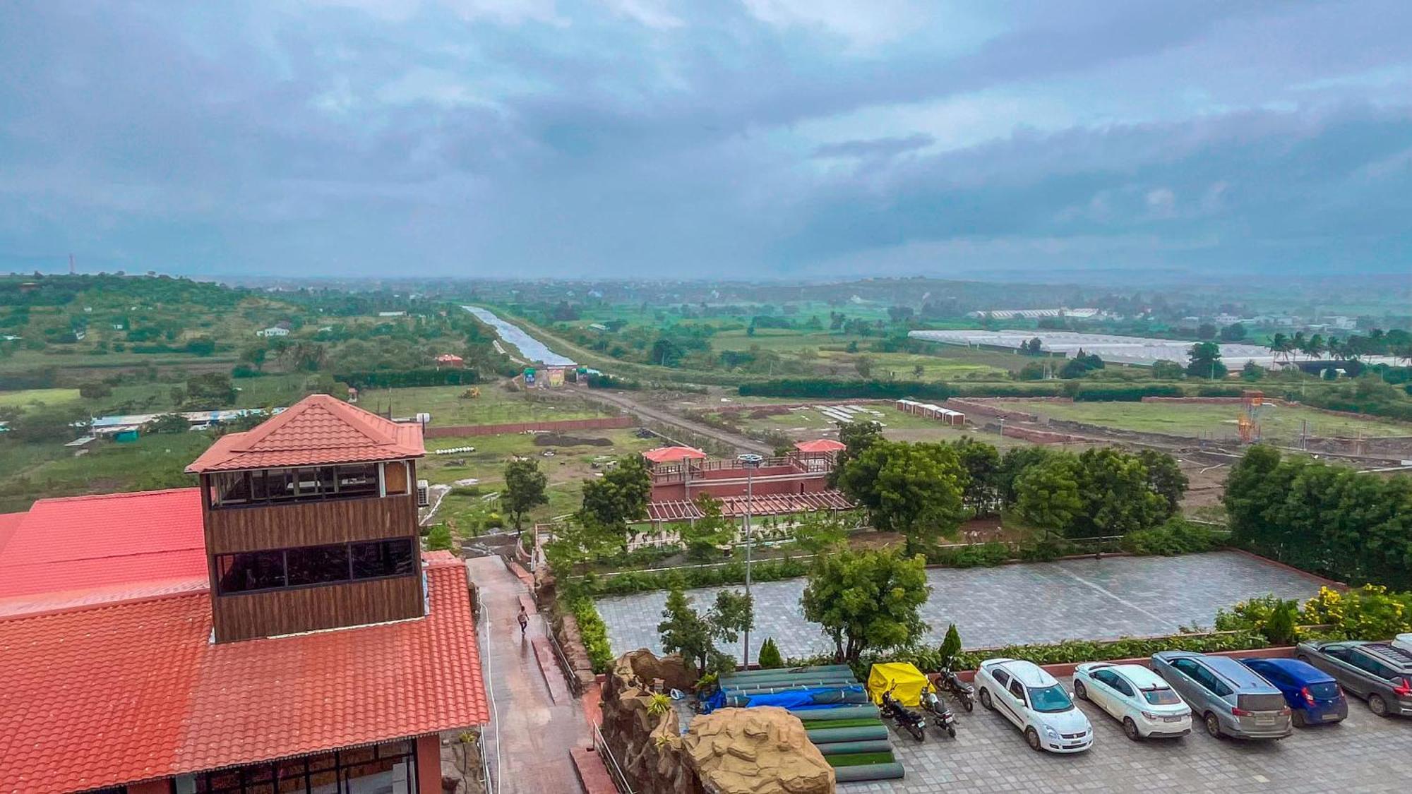 Regenta Bharti Amusement & Adventure Resort Pune, Urulikanchan Uruli Kānchān Exteriér fotografie